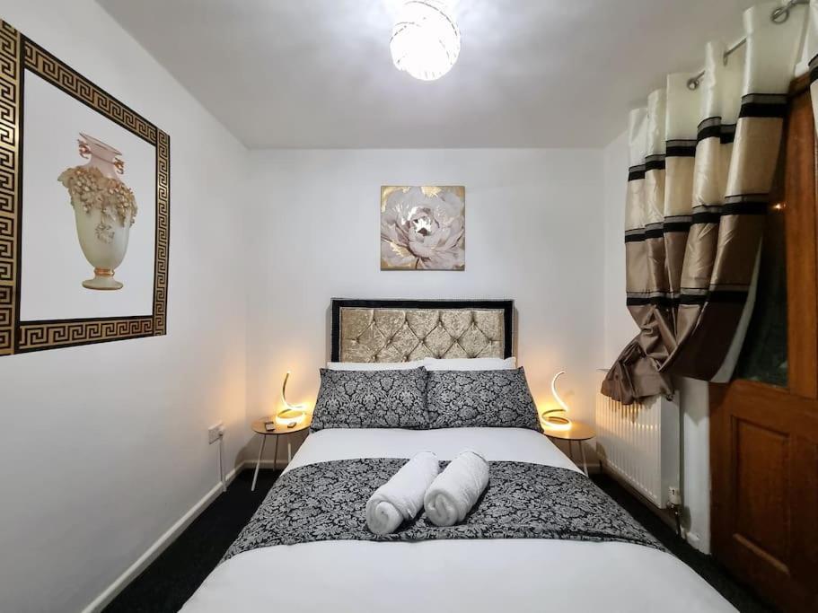 *C.Sani* Setup For Your Most Relaxed & Amazing Stay + Free Parking + Free Fast Wifi * 리즈 외부 사진